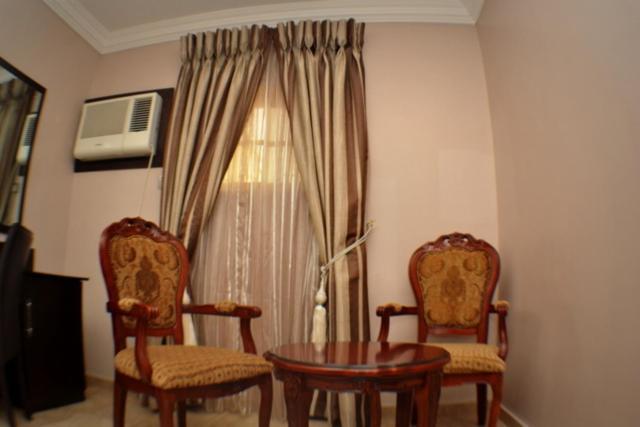 Maidaville Hotel And Suites Lagos Room photo